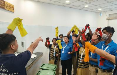 ཕུན་ཚོགས་གླིང་འགེགས་སྲུང་འཛུལ་སྒོའི་ མི་མང་གསང་སྤྱོད་ ཁྱད་རིག་འཛིན་སྐྱོང་འཐབ་ནི།