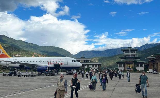 སྤྱི་ལོ་༢༠༢༥ ལུ་ རྒྱལ་ཁབ་ནང་ ལྟ་བཤལཔ་༢༠༩,༣༧༦ ལྷོད་ཡོདཔ།