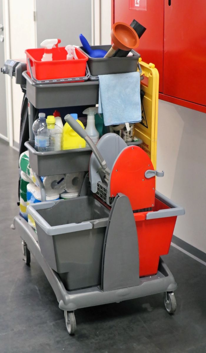 How does Clean Group train its staff in cleaning procedures?