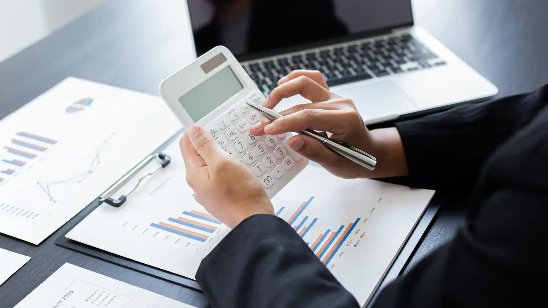 The Ultimate Strategy for HNIs in 2025: Building a Winning Portfolio