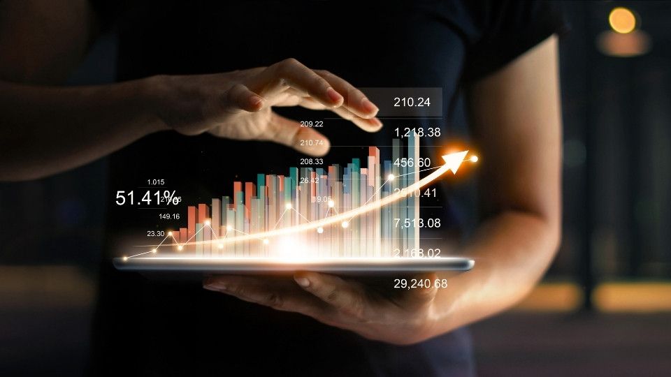 Understanding Opportunity Funds vs Traditional Funds: Which Investment Strategy is Right for You?