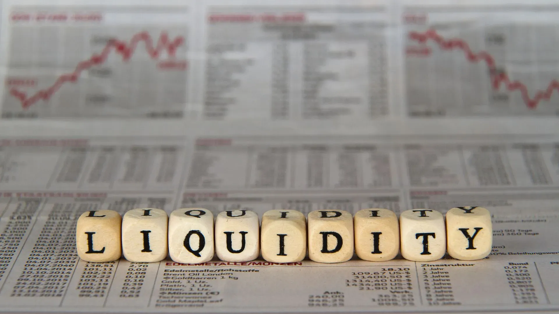 Why Liquidity is Critical for HNIs and Institutions Investing in Corporate Bonds?