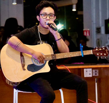 2307081704 2307081704