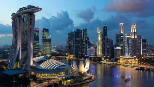 Singapore Wins Travelers With Budget Flight Deals