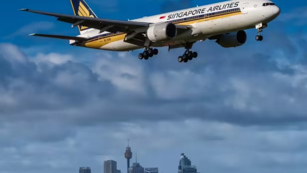 Singapore Airlines Signs Key Deals to Boost Growth and Sustainability