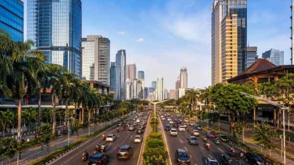 Indonesia's Economic Shift Set to Reshape Travel Budgets Indonesia's Economic Shift Set to Reshape Travel Budgets