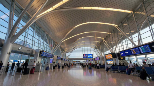 American Airlines and Delta Transform 84-Mile Routes With Minutes-Long Regional Links American Airlines and Delta Transform 84-Mile Routes With Minutes-Long Regional Links