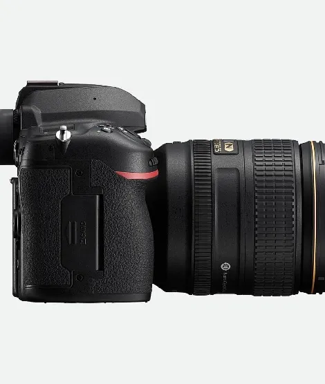 D780 24.5 MP DSLR camera