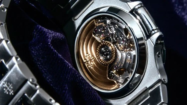 What is Mechanical and Automatic Watch: The Differences and Advantages