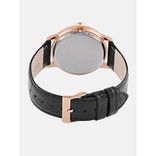 Men Off-White Dial Watch W0922G6