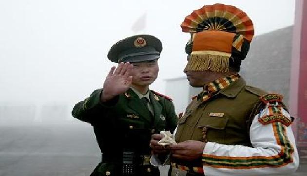 सीमा विवाद के चलते भारत-चीन में हो सकता है युद्ध: US विशेषज्ञ सीमा विवाद के चलते भारत-चीन में हो सकता है युद्ध: US विशेषज्ञ