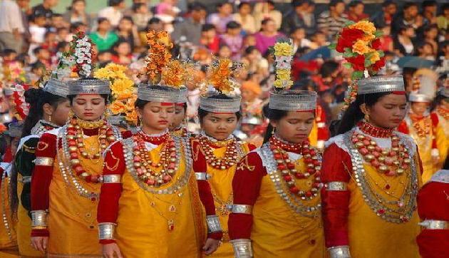 इस जनजाति में चलता है सिर्फ औरतों का राज, कर सकती हैं कई मर्दों से शादी