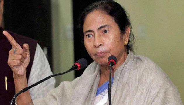 सरकार के विरोध में आई ममता बनर्जी, कर दिया मोदी सरकार को गुस्सा दिलाने वाला ऐलान सरकार के विरोध में आई ममता बनर्जी, कर दिया मोदी सरकार को गुस्सा दिलाने वाला ऐलान