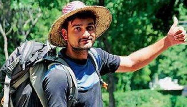 225 दिन तक लिफ्ट लेकर नॉर्थ ईस्ट सहित पूरा देश घूमा ये शख्स 225 दिन तक लिफ्ट लेकर नॉर्थ ईस्ट सहित पूरा देश घूमा ये शख्स