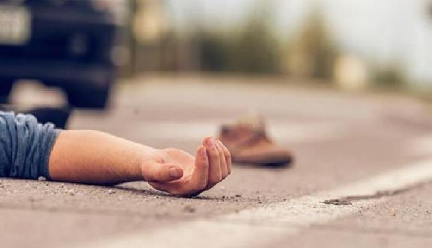 भाजपा नेता व स्वास्थ्य मंत्री का बेटा चला रहा था मर्सिडीज, बाइक को मारी टक्कर, पुलिस वाले की मौत भाजपा नेता व स्वास्थ्य मंत्री का बेटा चला रहा था मर्सिडीज, बाइक को मारी टक्कर, पुलिस वाले की मौत