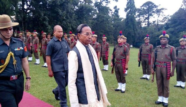 मेघालय के राज्यपाल ने लोकतंत्र के आदर्शो के लिए दृढ़ बने रहने की अपील की मेघालय के राज्यपाल ने लोकतंत्र के आदर्शो के लिए दृढ़ बने रहने की अपील की