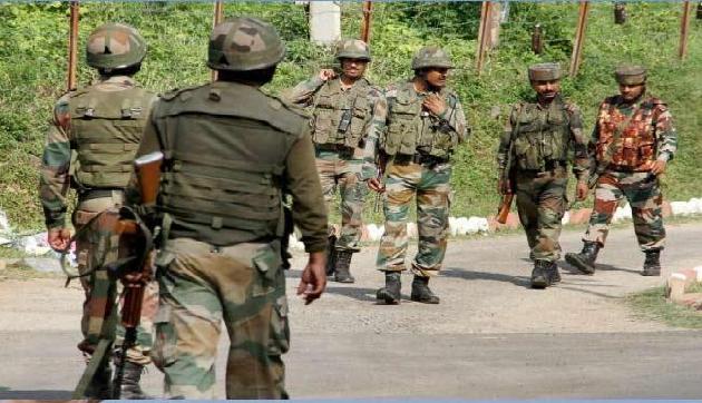 इंडो-म्यांमार Border पर आतंकियों से मुठभेड़, असम राइफल्स के दो जवान शहीद इंडो-म्यांमार Border पर आतंकियों से मुठभेड़, असम राइफल्स के दो जवान शहीद