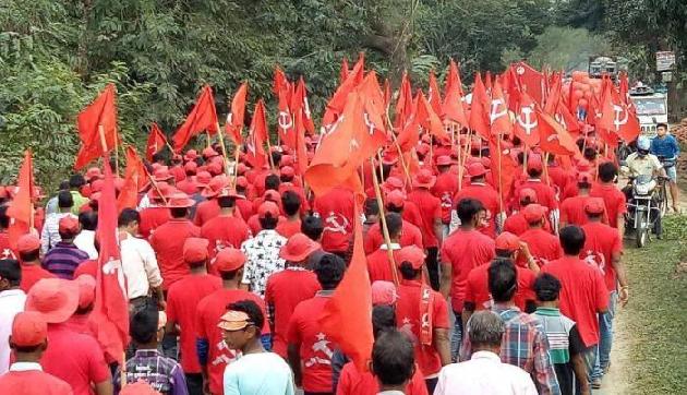 त्रिपुरा सरकार ने माकपा पर लगाया हिंसा फैलाने का आरोप
त्रिपुरा सरकार ने माकपा पर लगाया हिंसा फैलाने का आरोप