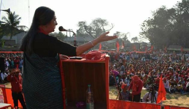 वोटरों को लुभाने के लिए त्रिपुरा में छिड़ा भाजपा-माकपा के बीच प्रचार युद्ध
वोटरों को लुभाने के लिए त्रिपुरा में छिड़ा भाजपा-माकपा के बीच प्रचार युद्ध