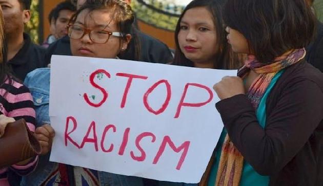 गुजरात में मणिपुर के छात्रों के साथ नस्लीय भेदभाव, राजस्थान के छात्रों ने पीटा गुजरात में मणिपुर के छात्रों के साथ नस्लीय भेदभाव, राजस्थान के छात्रों ने पीटा