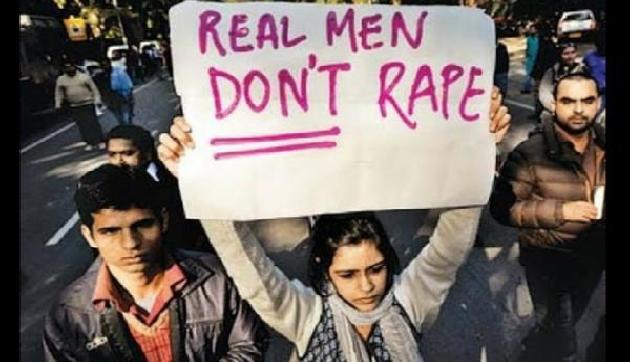 नाबालिग ने कहा, गैंगरेप हुआ, पुलिस ने कहा,मर्जी से ब्वॉयफ्रेंड से बनाए यौन संबंध
नाबालिग ने कहा, गैंगरेप हुआ, पुलिस ने कहा,मर्जी से ब्वॉयफ्रेंड से बनाए यौन संबंध