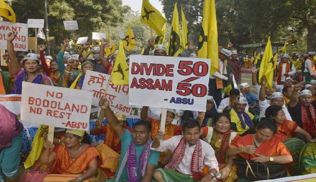 असम की भाजपा सरकार के सामने खड़ी हुई नई मुसीबत असम की भाजपा सरकार के सामने खड़ी हुई नई मुसीबत