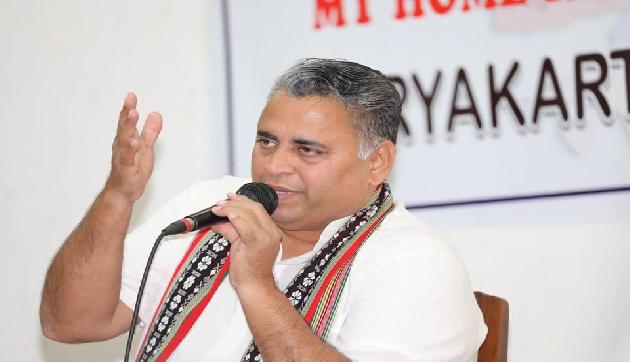 बिप्लब सरकार के फैसले का सुनील देवधर ने किया स्वागत, FB पर दी बधाई बिप्लब सरकार के फैसले का सुनील देवधर ने किया स्वागत, FB पर दी बधाई