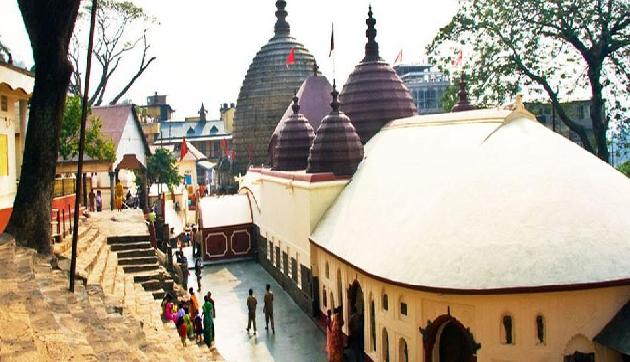 ये हैं भारत के 5 रहस्यमयी मंदिर, जिनके अंदर छिपा है अनोखा राज ये हैं भारत के 5 रहस्यमयी मंदिर, जिनके अंदर छिपा है अनोखा राज