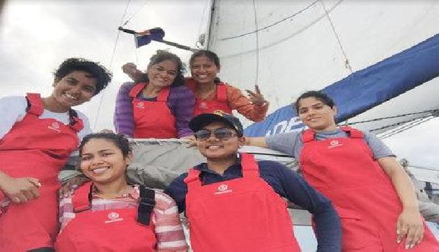 8 महीने समुद्र से लड़कर हिंदुस्तान लौट रही हैं बेटियां, इस तरह होगा मणिपुर का नाम रोशन 8 महीने समुद्र से लड़कर हिंदुस्तान लौट रही हैं बेटियां, इस तरह होगा मणिपुर का नाम रोशन