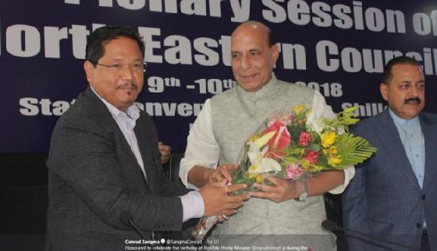 हिंसा का हल ढूंढ़ने की कोशिश कर रहे मुख्यमंत्री, 31 मई को दो समुदायों की बीच हुई थी झड़प
हिंसा का हल ढूंढ़ने की कोशिश कर रहे मुख्यमंत्री, 31 मई को दो समुदायों की बीच हुई थी झड़प