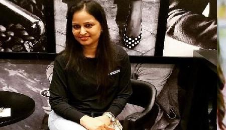 गरीबी से जूझकर कुकिंग को बनाया अपना प्रोफेशन, आज हासिल किया एेसा मुकाम गरीबी से जूझकर कुकिंग को बनाया अपना प्रोफेशन, आज हासिल किया एेसा मुकाम