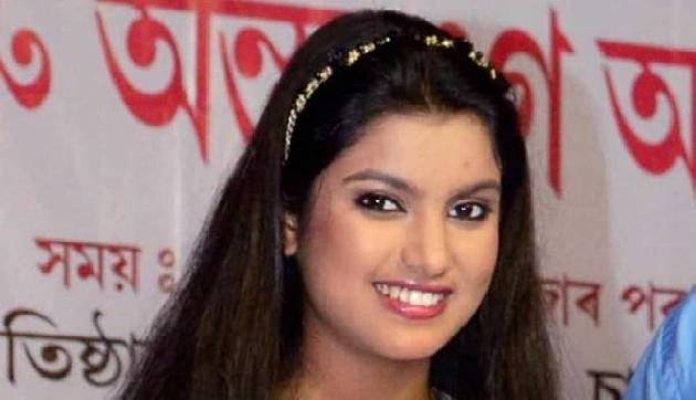 Akira से गायकी का सफर शुरू करने वाली नाहिद को UNICEF ने युवा पक्षकार नियुक्त किया Akira से गायकी का सफर शुरू करने वाली नाहिद को UNICEF ने युवा पक्षकार नियुक्त किया