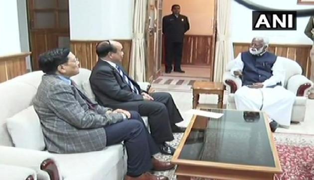 मिजोरम CM ने दिया इस्तीफा, सरकार बनाने का दावा करने गवर्नर के पास पहुंचे MNF चीफ मिजोरम CM ने दिया इस्तीफा, सरकार बनाने का दावा करने गवर्नर के पास पहुंचे MNF चीफ