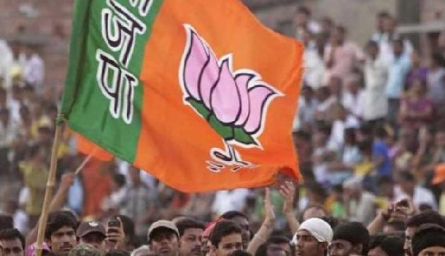 अरुणाचल प्रदेश में भाजपा पर ये है सबसे बड़ा संकट, जानिए अरुणाचल प्रदेश में भाजपा पर ये है सबसे बड़ा संकट, जानिए