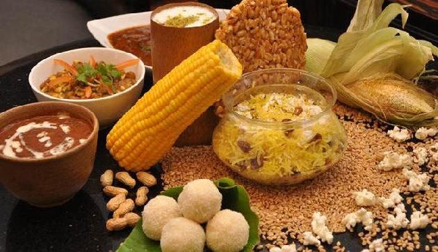 Makar Sankranti 2019: जानिए शुभ फल दिलाने वाला मंत्र, शुभ मुहूर्त Makar Sankranti 2019: जानिए शुभ फल दिलाने वाला मंत्र, शुभ मुहूर्त