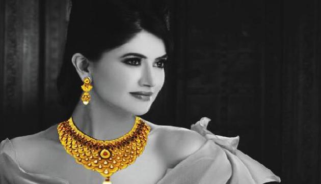 आज सोने की कीमतों ने किया बड़ा हैरान, लेकिन चांदी ने दी राहत, जानिए क्या हैं भाव आज सोने की कीमतों ने किया बड़ा हैरान, लेकिन चांदी ने दी राहत, जानिए क्या हैं भाव