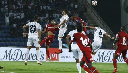 ISL-5: ओग्बेचे, गालेगो की बदौलत काफी मजबूत दिख रहे हैं हाईलैंडर्स ISL-5: ओग्बेचे, गालेगो की बदौलत काफी मजबूत दिख रहे हैं हाईलैंडर्स