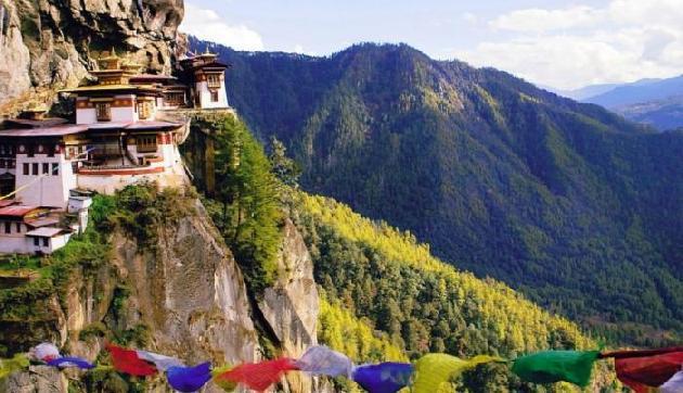 जम्मू-कश्मीर में Article 370 खत्म होने के बाद इस राज्य की अटकी सांसें, केंद्र से मांग रहा आश्वासन जम्मू-कश्मीर में Article 370 खत्म होने के बाद इस राज्य की अटकी सांसें, केंद्र से मांग रहा आश्वासन