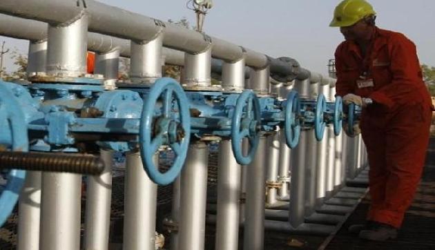 इस राज्य में तेल कुओं की खुदाई के लिए 13000 करोड़ रुपए का निवेश करेगी ONGC
इस राज्य में तेल कुओं की खुदाई के लिए 13000 करोड़ रुपए का निवेश करेगी ONGC