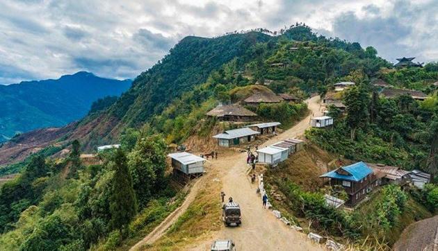 ये शख्स खाता है भारत में और सोता है म्यांमार में, जानिए इसके बारे में ये शख्स खाता है भारत में और सोता है म्यांमार में, जानिए इसके बारे में