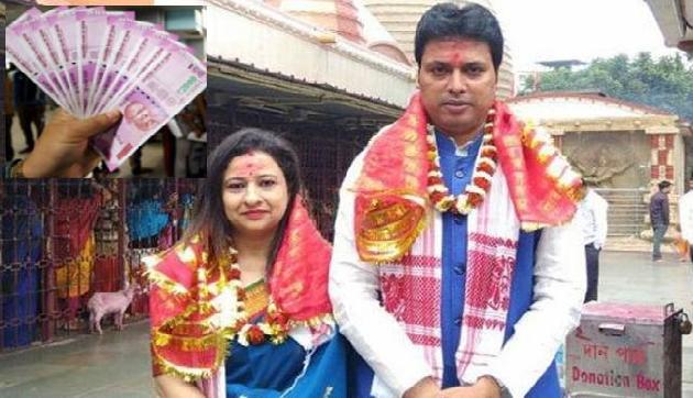 भाजपा मुख्यमंत्री ने दिखाया बड़ा दिल, बेसहारा लड़कियों के दिया एक माह का वेतन भाजपा मुख्यमंत्री ने दिखाया बड़ा दिल, बेसहारा लड़कियों के दिया एक माह का वेतन
