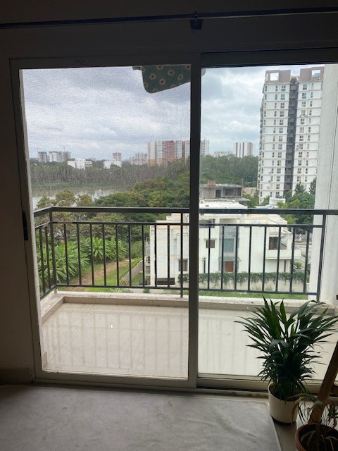 https://s3.ap-south-1.amazonaws.com/fmr.prod.media/aeuis-1690612033154-82876