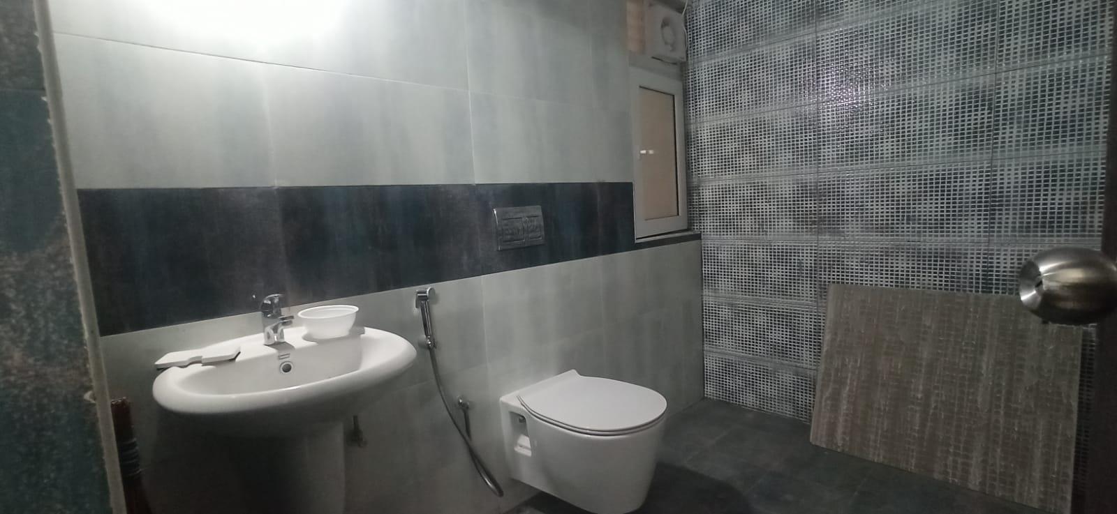 https://s3.ap-south-1.amazonaws.com/fmr.prod.media/akkdl-1709661289786-57056