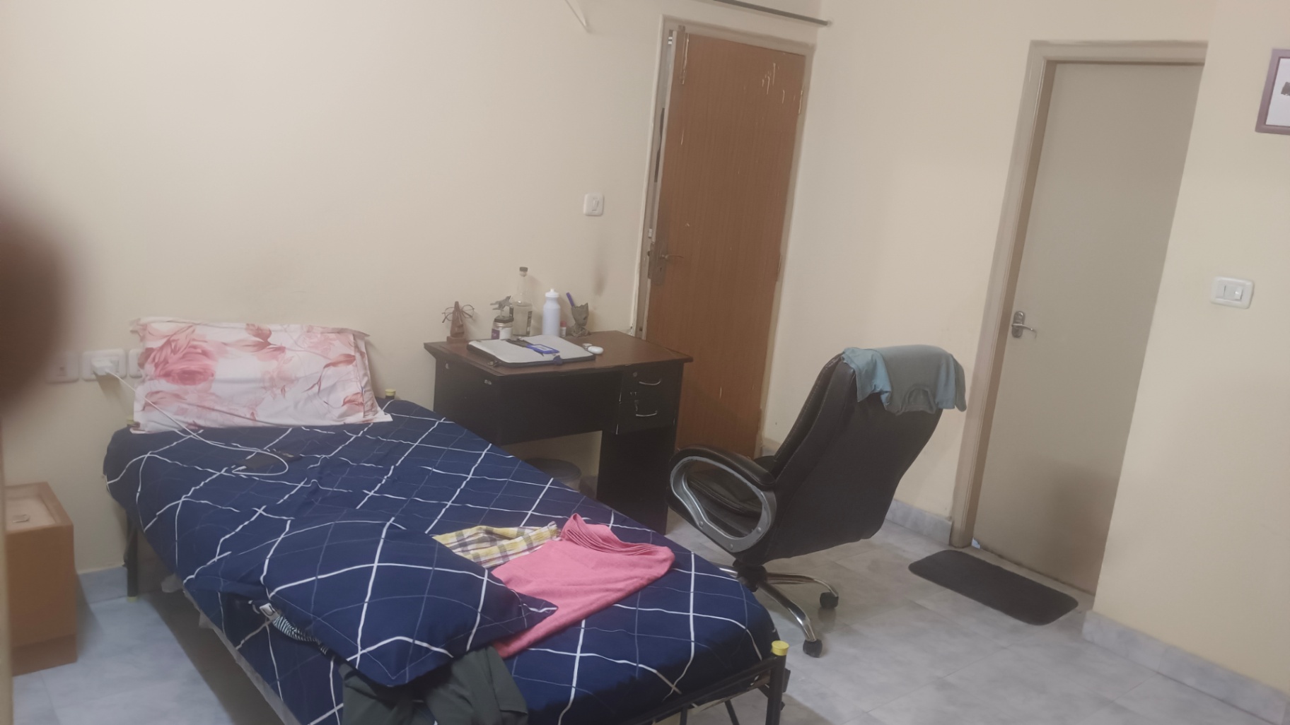 https://s3.ap-south-1.amazonaws.com/fmr.prod.media/aoljt-1712414502722-05211
