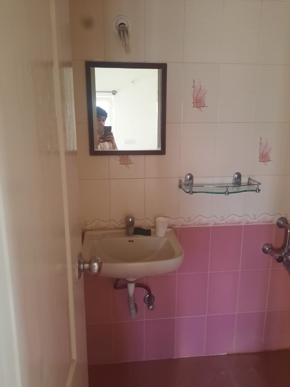 https://s3.ap-south-1.amazonaws.com/fmr.prod.media/awwxb-1699724400529-10757