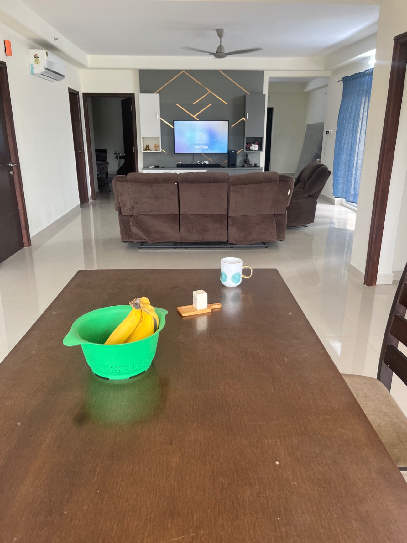 https://s3.ap-south-1.amazonaws.com/fmr.prod.media/baezh-1723645537153-55418