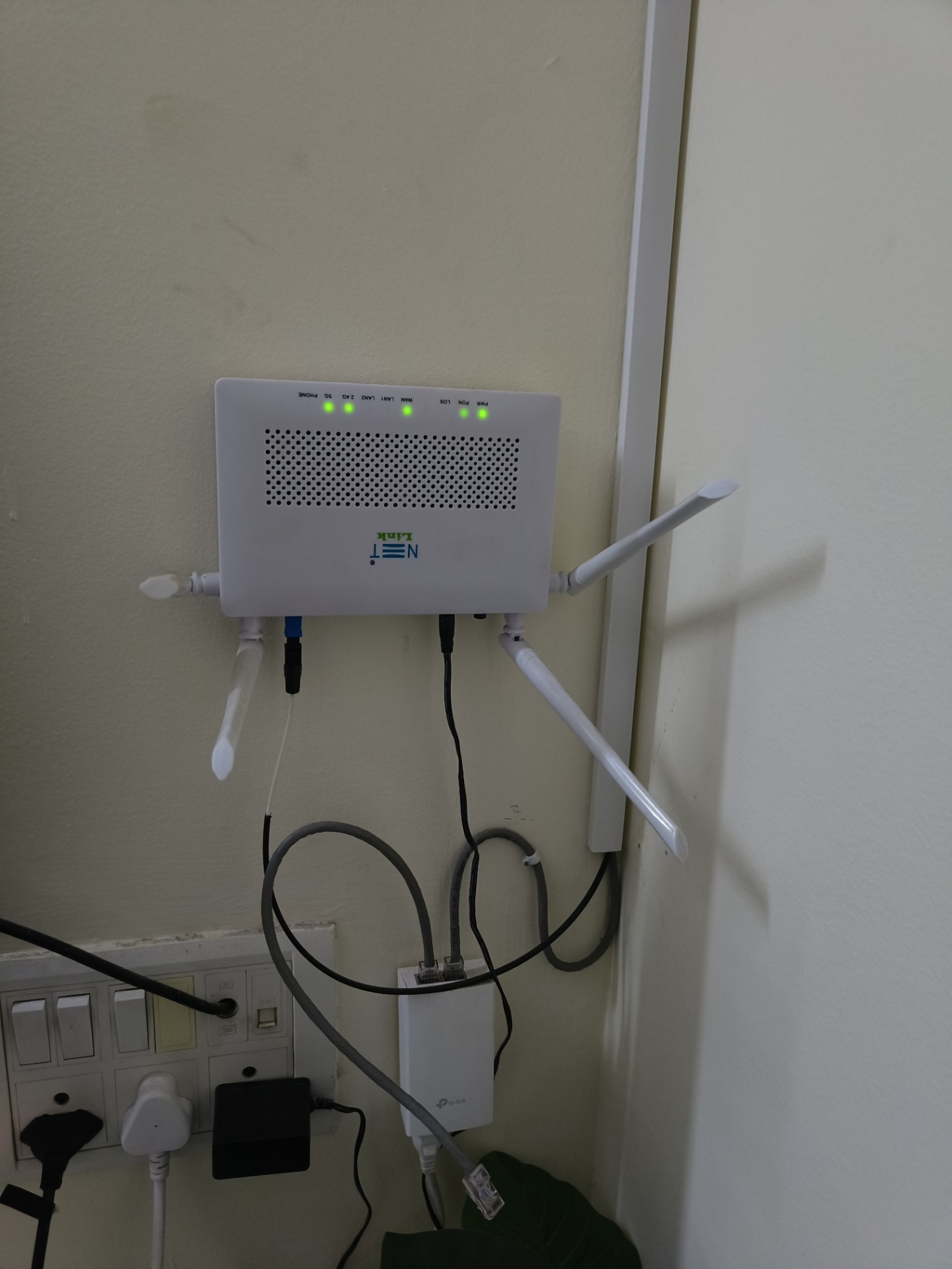 https://s3.ap-south-1.amazonaws.com/fmr.prod.media/chykh-1688657650907-55284