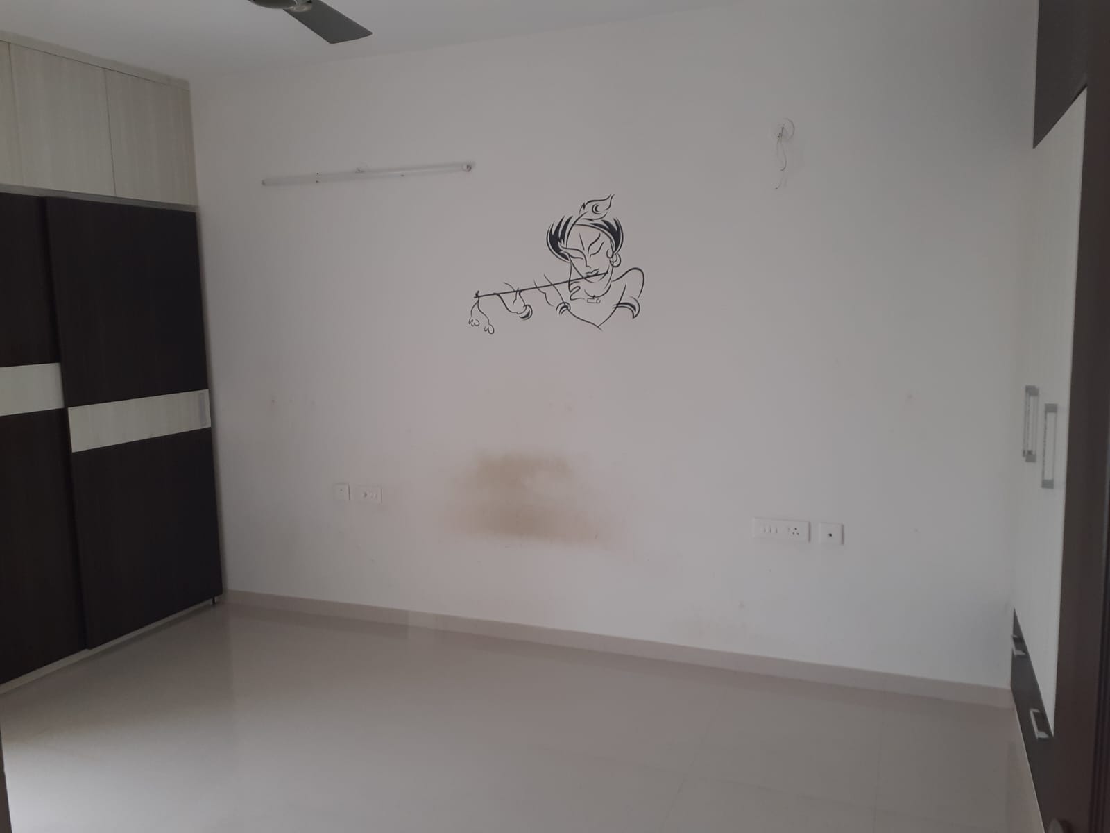 https://s3.ap-south-1.amazonaws.com/fmr.prod.media/cwhsh-1719481485090-00885.jpeg