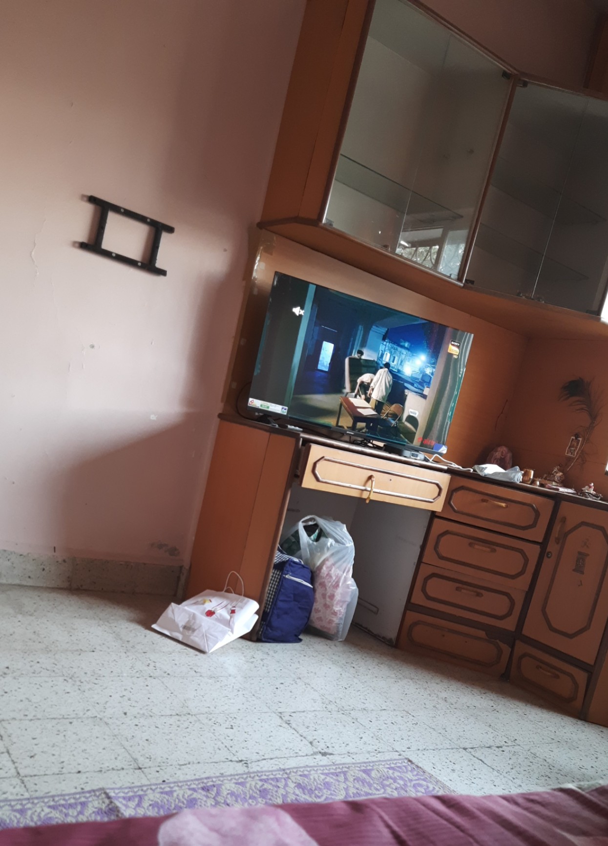 https://s3.ap-south-1.amazonaws.com/fmr.prod.media/ddxiw-1675957594633-03512