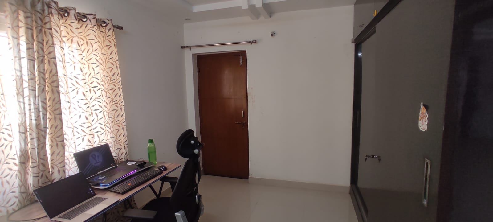 https://s3.ap-south-1.amazonaws.com/fmr.prod.media/dzowr-1754294994068-00760